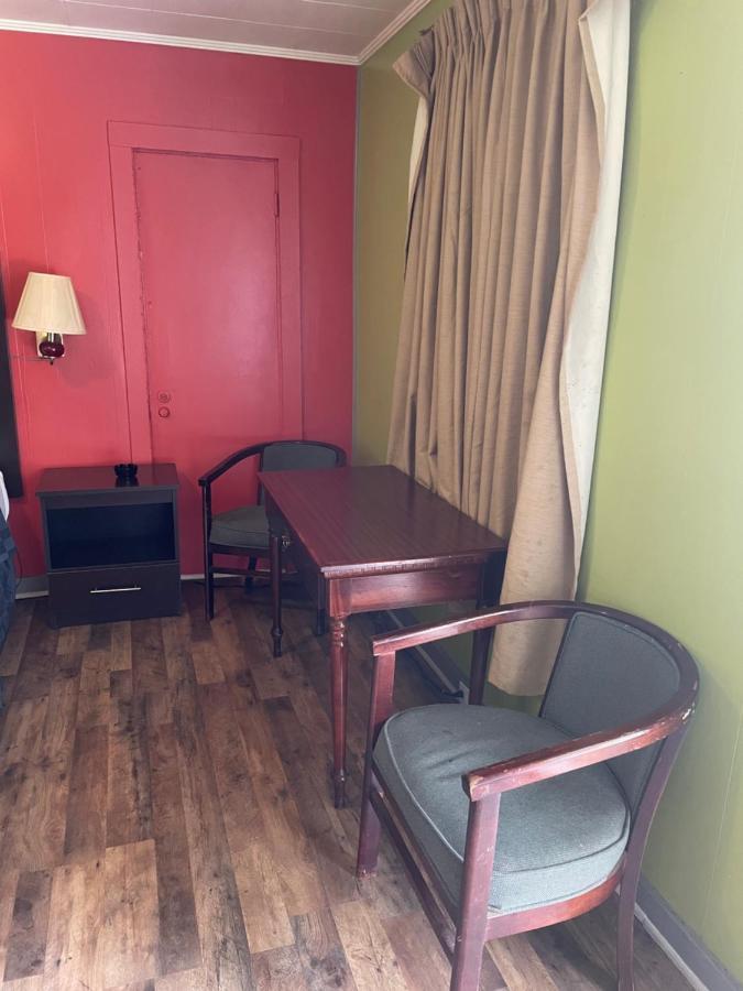 Budget Inn 门罗维尔 外观 照片